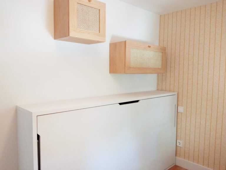 Cama y muebles a medida